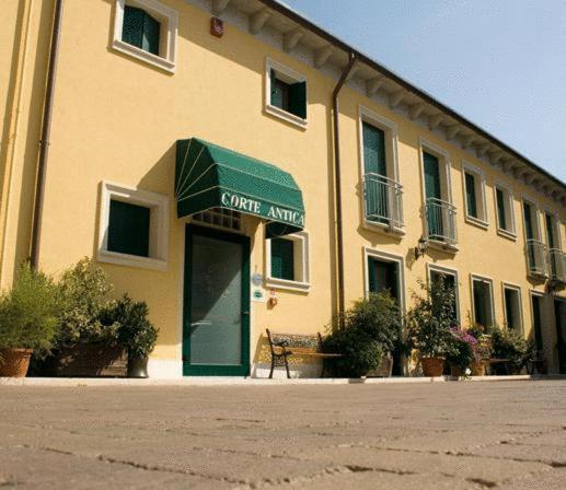 Albergo Corte Antica Villafranca di Verona Esterno foto