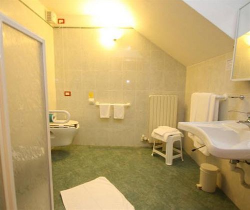 Albergo Corte Antica Villafranca di Verona Esterno foto